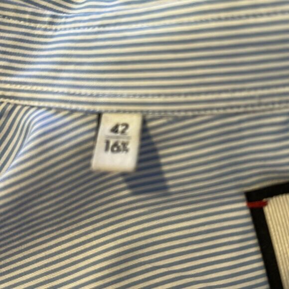 Gucci Light Blue Pinstriped Shirt Embroidered Flower pocket, Size 42 Preowned - Picture 8 of 11